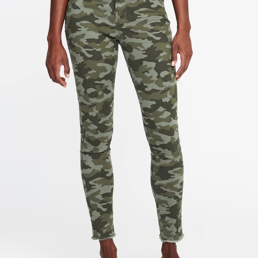 Old Navy Rockstar Camo Pants, 2